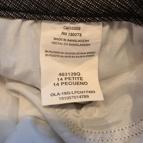 Lee Petites Woman's Relaxed Fit Straight Leg Mid-Rise Strech Pants, Size: 14P - Picture 10 of 16